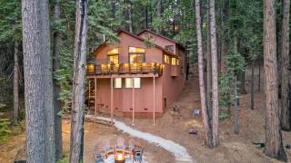 Mountain retreat w FirePit, BBQ, Karaoke, PingPong - 0