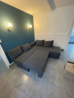 Petite maison avec cour - 8