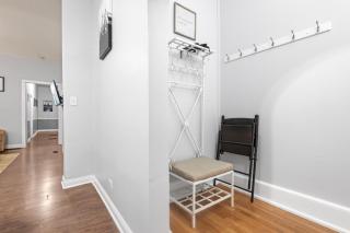 Newley Rehabbed Building with Two Private Apt - Chicago - 5