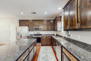 Simply Lakeshore - 4