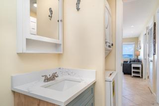Beach Front Villa - Right On The Beach! - Holmes Beach - 2