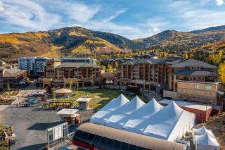 Sundial studio in the heart of Canyons Village, outdoor pool/hot tubs, walk to hiking & biking C202A - Park City - 6