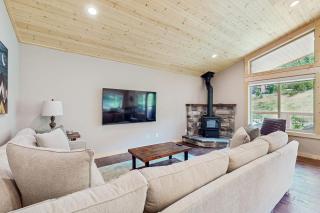 Paintbrush Haven - Ronald - 3
