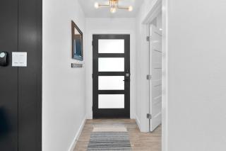 Lux Texan Home | 4BR | Near DT | Sleeps 10! - Austin - 4