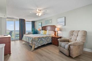 Spacious Luxurious 2B2B Ocean View Condo Sleeps 8 - Myrtle Beach - 3