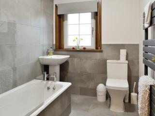 Baldowrie Farm Cottage - 2