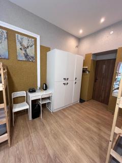 Girls Only Hostel - Cracovia - 4