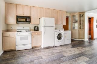 Waterfront Chautauqua Lake Home with Deck and Grill! - Jamestown - 2