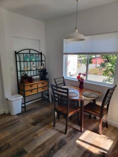 Tiny Farmhouse/duplex - Mosier - 2