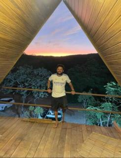 Chalés do AVOHAY, lindo chalé com privativo ofurô aquecido,apenas 2 minutos da Vila de São Jorge Chalé la belle de jour - 1