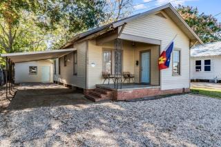 Lafayette Retreat - Private Bedroom & Shared Spaces - 0