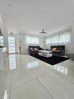 Villa Moderne et Intimiste, à Quelques Minutes de la Baie de la BAULE - 9