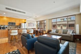 Sundial condo in Canyons Village, private patio, outdoor pool/hot tub, walk to hiking/biking C216 - Park City - 5