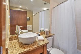Unequalled Ski in Out Location Next to Gondola, Sundial 1Br, Pool, Hot tubs, Condo Nast Winner C216B - Park City - 6