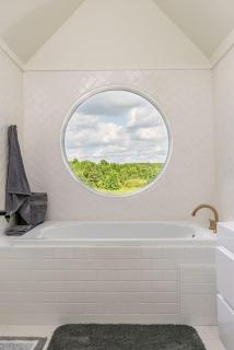 Luxurious, Spacious Blue Heron - 5 Bedrooms - Ruston LA - 9