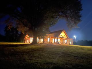 Luxurious, Spacious Blue Heron - 5 Bedrooms - Ruston LA - 3