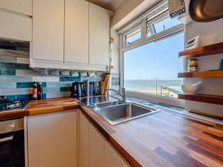 4 Bed in Ogmore-By-Sea 87141 - Saint Brides Major - 4