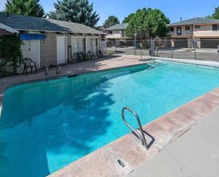 Game Night Condo W Darts & More - Boise - 8