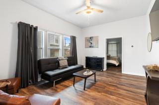 Single level 2 bedroom- minutes from downtown! - Cincinnati - 3