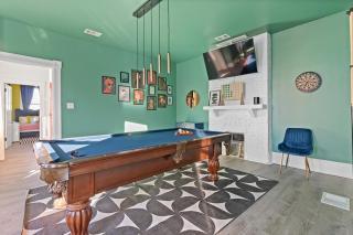 WalnutHills Mansion-sleeps14! TVs in every room! - 7