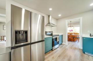 3 Mi to Dtwn Family Home with Garden and EV Charger - 4