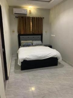 Muchels Hotels and Suites Limited, Uburu - - 4