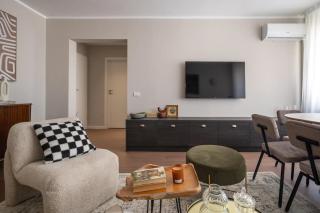 Views! of all the Palaces, 2BR Stunner - Bucharest - 6