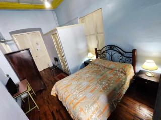 Hostal JUANA DE ARCO - 8