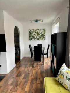 Manchester City Centre 2 Bedroom Apartment with Free Parking - Moffat - 8