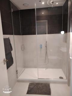 Unique 2 bedroom flat by Westham - Londra - 5
