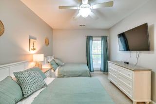 Spacious 2BR Villa with Pool, Golf Views, Sleeps 10 - 7