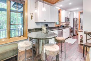 Chinquapin Escape Resort Perks, By Lake Glenville - Glenville - 3