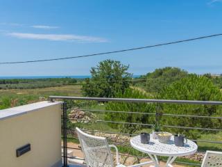 Holiday home with 2 bedrooms - Labinci - 5