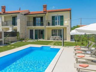 Holiday home with 2 bedrooms - Labinci - 7