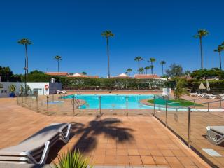 Bungalow in Gran Canaria near Yumbo Center - 3