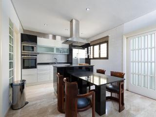 Beachfront House in Las Palmas with Terrace - Las Palmas de Gran Canaria - 8