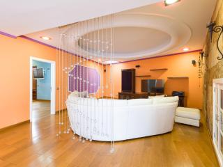 Rural Getaway with Terrace & Views - Santa Maria de Guia - 3