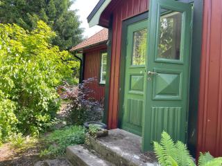 Semi-Detached House 210m from Beach - 5