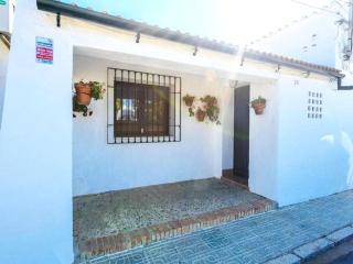 Studio in Spain with Private Pool and Garden - Rivero de Posadas - 4