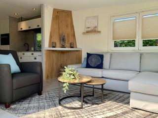 Chalet in Sint Maartenszee near Sandy Beach - - 4