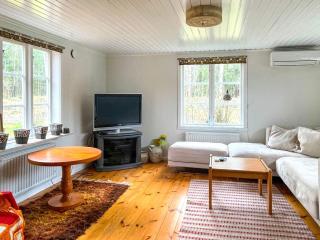 Peaceful Red House in Scenic Dalsland - 2