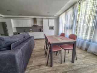 House by Playa de Las Canteras, Las Palmas - Las Palmas de Gran Canaria - 1
