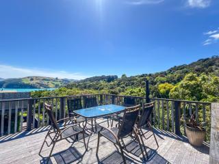 Classic Kiwi Bach With A View - Akaroa - 0