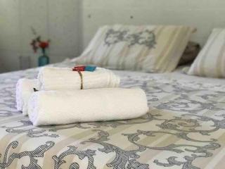 Vila Tatu do Bem com 2 Suítes e um Delicioso Pátio - Serra - 2