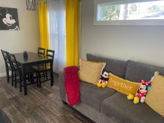 Cozy Cottage Mickey House near Disney - Kissimmee - 3