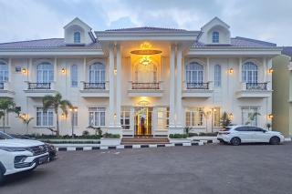 Sans Vibes Hotel Sulanjana Syariah Sukabumi - 9