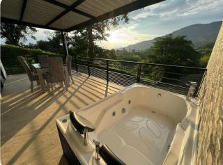 Casa con Terraza y Vista Espectacular a la Naturaleza - Dosquebradas - 7