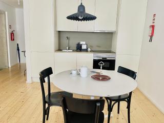 Charming studio, ideal for smaller groups - Porto - 9
