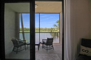 Waterfront Lakewood National condo overlooking the 11th green - Golfers Grove - 0