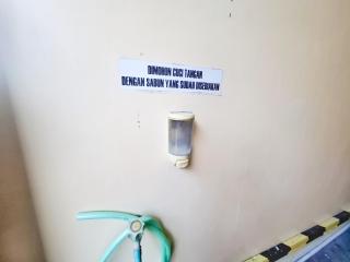 Mas Klimis Guesthouse Pakuwon Mall Mitra RedDoorz - Kejayan - 6